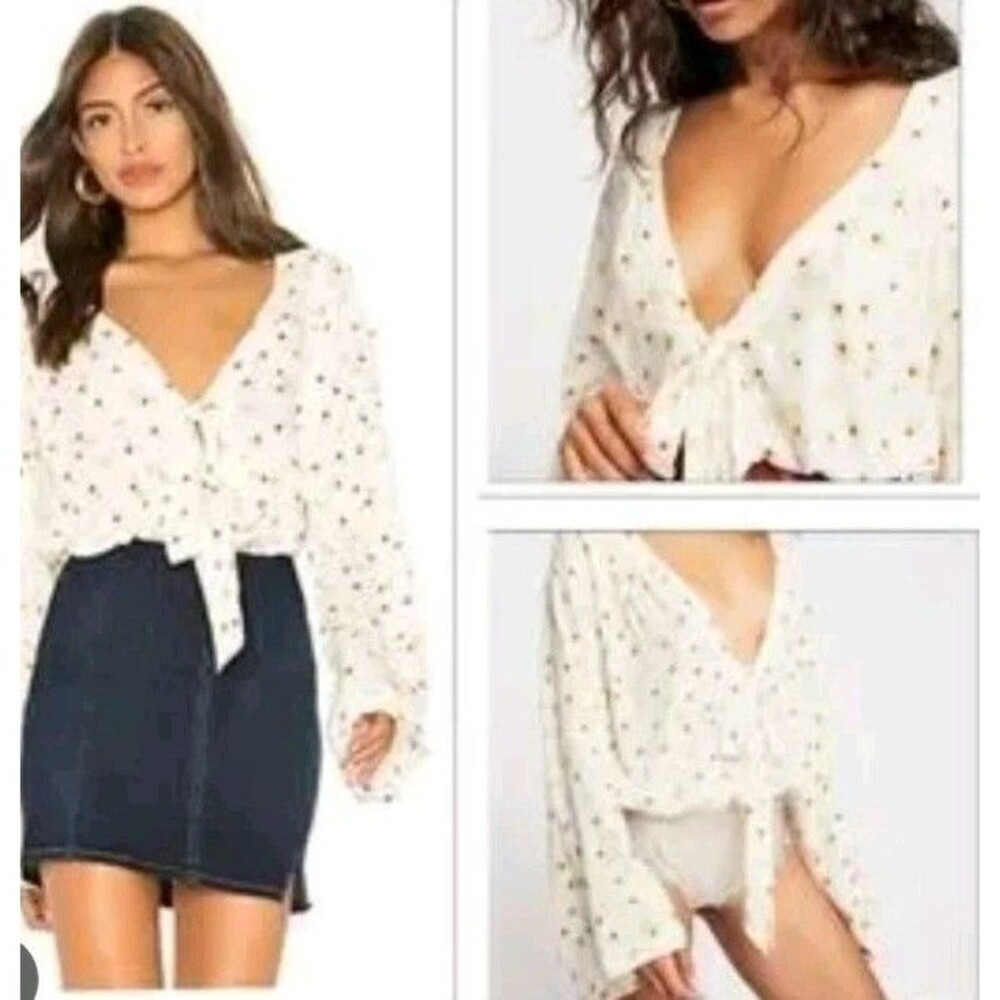 Free People Intimately Bodysuit Size S Flare Long Sleeve 100% Rayon V Neck Lace